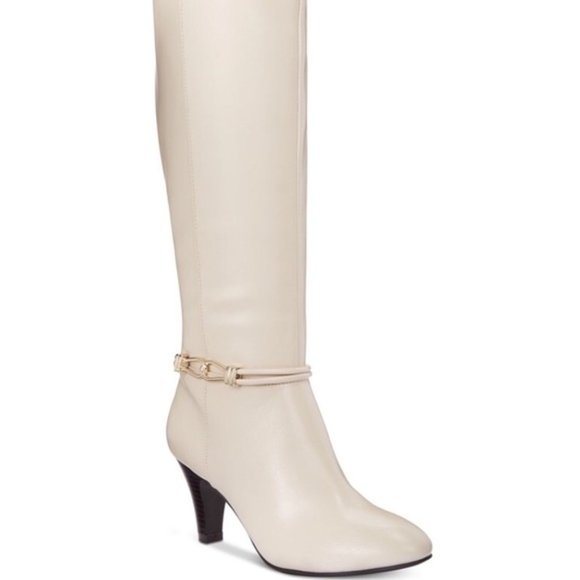 KAREN SCOTT Shoes - KAREN SCOTT HOLLEE  BOOTS WINTER WHITE 9.5 NIB